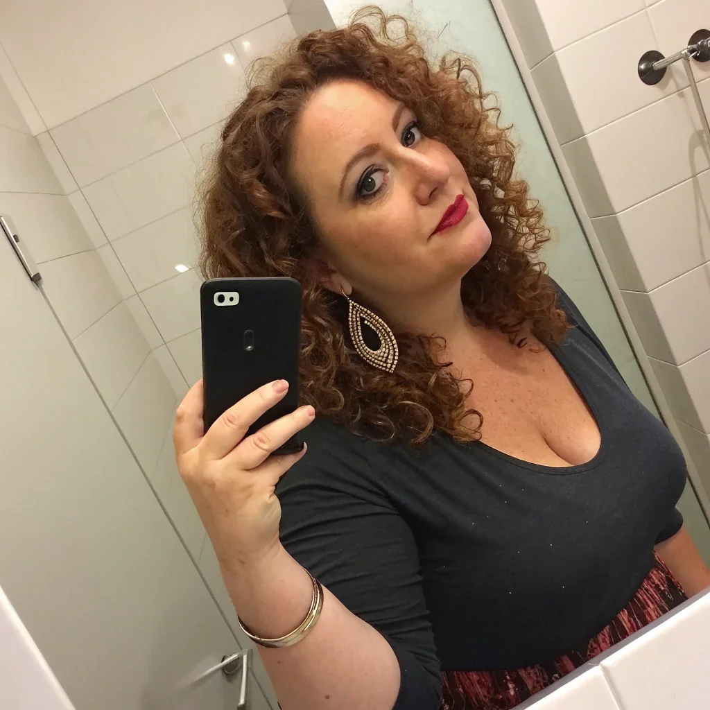 Nelya